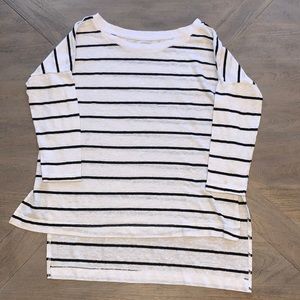 Old Navy Maternity Stripe 3/4 Sleeve Top